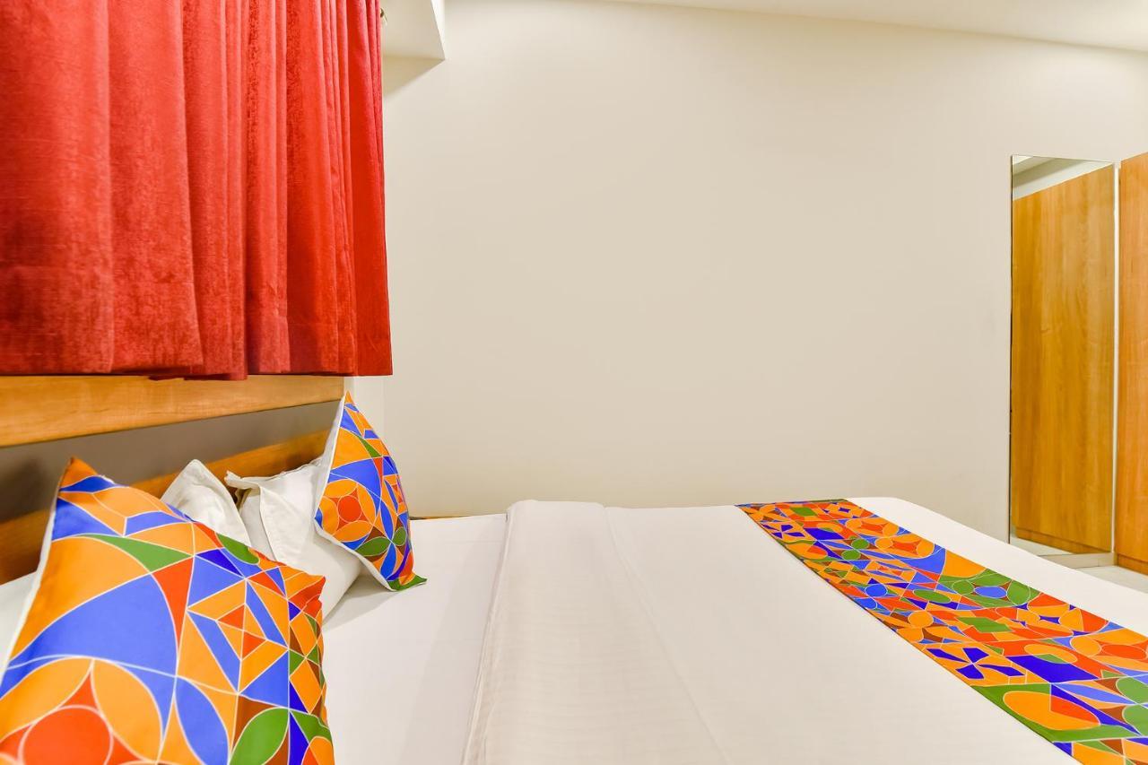 Fabhotel Happinex 苏拉特 外观 照片